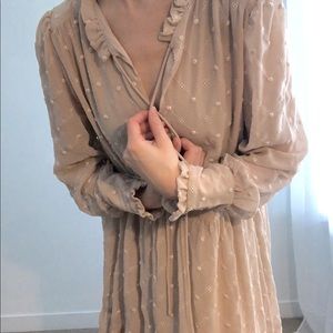 H&M beige lace dress